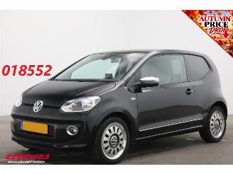 uszkodzony samochody osobowe Volkswagen Up! 1.0 high up! Black Navi Airco LMV 2012/2