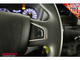 Renault Master T35 2.3 dCi Aut. 150 Energy Cruise Airco Bluetooth Camera picture 13