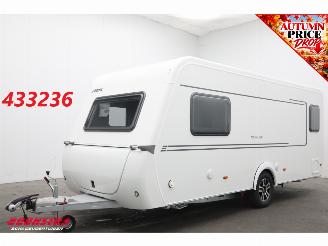 skadebil caravan Eriba  Novaline 485 Frans bed Rondzit LMV GFK Vloerverwarming 2026/1