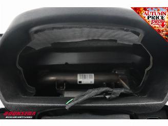 BMW 3-serie 318i Aut. M-Sport Clima Navi SHZ LED Cruise Leder picture 6