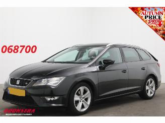 skadebil auto Seat Leon ST 1.4 EcoTSI FR Connect Pano Cruise Navi Clima Apple/Android PDC AHK 2015/12