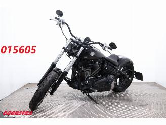 skadebil motor Harley-Davidson Softail Rocker FXCWC KessTech 11.473 km! 2010/6