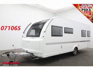 krockskadad bil caravan Adria  Adora 572 UT All-in Airco Lengtebed LMV DeLonghi ATC 2026/6
