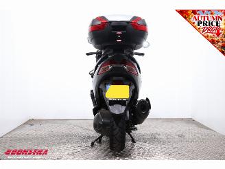 Suzuki Burgman 400 ABS LED 12.697 km! picture 8