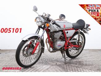 begagnad bil bromfiets Honda  Dream 50 3.074 km! 1999/12