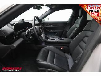 Porsche Taycan 93.4 kWh Perf.Bat.+ Chrono Pano ACC Bose 360° Memory Chalk picture 17