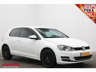Volkswagen Golf 1.2 TSI Trendline 3-drs Airco picture 2