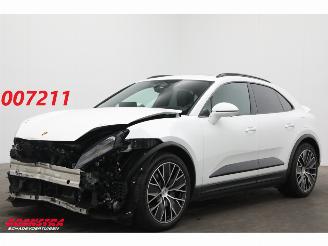 krockskadad bil auto Porsche Macan 4 100 kWh Pano LED ACC HUD Memory Camera SHZ 2024/9