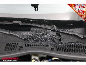 Peugeot e-2008 EV Allure Pack 50 kWh Cruise Navi Virtual Apple/Android Camera PDC Clima picture 10