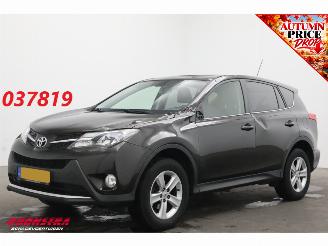 skadebil auto Toyota Rav-4 2.0 Executive Business Limited Aut. 4WD Camera SHZ Clima Navi Leder 2014/3