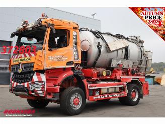 damaged trucks Mercedes Arocs 2053 4X4 Müller Saug/Druck ADR 10m3 2019/11