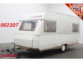 skadebil caravan Dethleffs RB 5A Dwarsbed Middenkeuken 1996/10