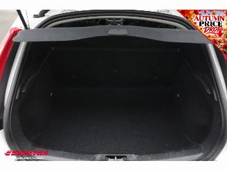 Volvo V-40 2.0 D2 Kinetic Cruise AHK SHZ Bluetooth picture 34