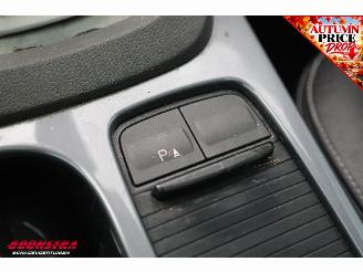 Ford Kuga 2.5 20V Aut. Titanium Pano Cruise Leder SHZ PDC AHK Clima picture 26