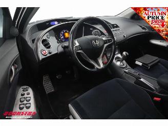 Honda Civic 1.8 Sport Cruise Clima picture 10