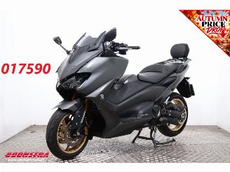 skadebil motor Yamaha  TMAX 560 Tech MAX ABS 35 KW Akrapovic LED Cruise Heizgriffe SHZ 2021/6