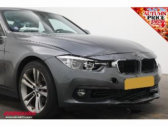 BMW 3-serie 318i Aut. Centennial High Executive Cruise Navi Leder SHZ Bluetooth PDC Clima picture 6