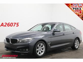occasione autovettura BMW 3-serie 318d SportLine Leder HUD Navi Clima Cruise Camera SHZ 49.849 km! 2016/7