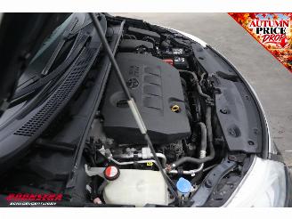 Toyota Avensis 1.8 VVTi Aut. Dynamic Bsn. AHK Camera SHZ Clima Cruise Navi picture 10