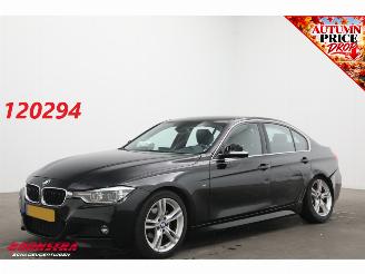 Damaged car BMW 3-serie 320i High Executive M Sport Aut. Leder SHZ LED Apple/Android 2017/8