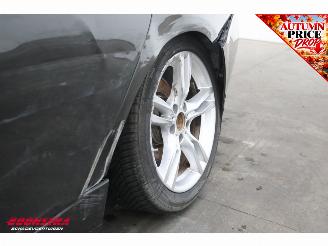BMW 3-serie 320i High Executive M Sport Aut. Leder SHZ LED Apple/Android picture 10