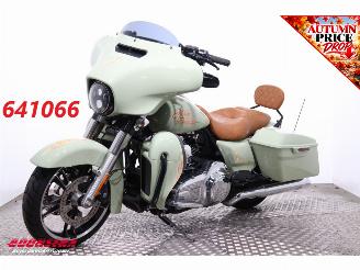bruktbiler motor Harley-Davidson  103 FLHX Street Glide Jekill/Hyde Cruise Heizgriffe Navi Bluetooth 10.528 km! 2014/7