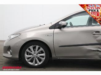 Toyota Auris 1.8 Hybrid Executive Aut. Camera SHZ Clima Cruise Navi LED picture 5