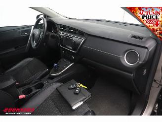 Toyota Auris 1.8 Hybrid Executive Aut. Camera SHZ Clima Cruise Navi LED picture 9