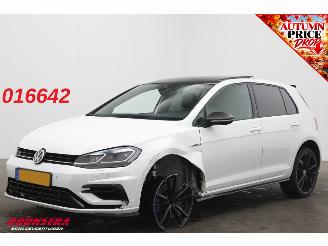 damaged passenger cars Volkswagen Golf R 2.0 TSI 4Motion Pano Dynaudio ACC SHZ Memory Camera DCC 2017/6