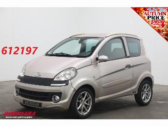 krockskadad bil auto Microcar Bayon M.GO SXI DCI Leder Bluetooth LMV 2011/3