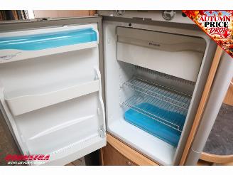 Burstner  Trecento 525 TL Middenkeuken Lengtebed picture 24
