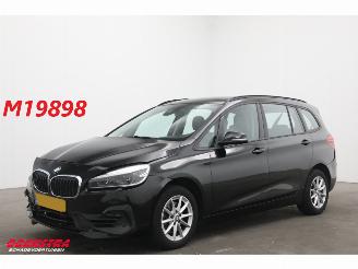Schadeauto BMW 2-serie Gran Tourer 218i Aut. 7p. HE HUD Cruise Navi Leder SHZ Camera PDC AHK Bluetooth Clima 2018/7