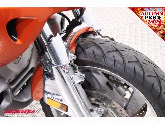 Honda GL 1800 Gold Wing Dual C-ABS Deluxe Reverse Cruise picture 13