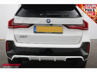 BMW iX1 eDrive20 67 kWh M Sport H/K ACC Navi Virtual Apple/Android Memory Camera PDC Clima picture 5