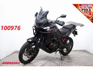 krockskadad bil motor Honda  CRF 1100L Africa Twin ABS Cruise Heizgriffe 15.421 km! 2025/4