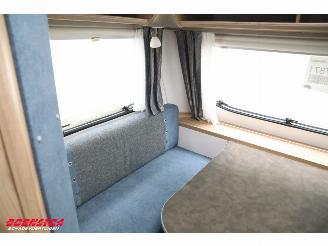 Eriba  Nova Light 442 Elegance Luifel Lengtebed Middenkeuken LMV picture 17