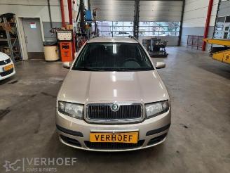 Purkuautot passenger cars Skoda Fabia Fabia (6Y5), Combi 5-drs, 2000 / 2007 1.4i 16V 2005/9