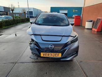 Nissan Leaf Leaf (ZE1), Hatchback, 2017 Electric picture 1