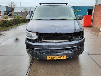Vrakbiler auto Volkswagen Transporter  2013/10