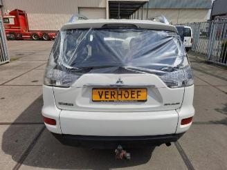 Mitsubishi Outlander  picture 3