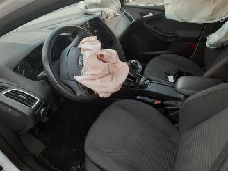 Ford Focus Focus 3, Hatchback, 2010 / 2020 1.0 Ti-VCT EcoBoost 12V 125 picture 5