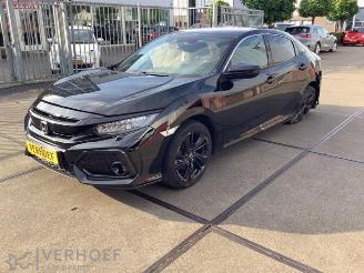 Coche siniestrado Honda Civic Civic (FK6/7/8/9), Hatchback, 2017 1.0i VTEC Turbo 12V 2018/5