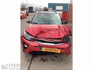 Salvage car Kia Stonic Stonic (YB), SUV, 2017 1.0i T-GDi 12V 2018/11