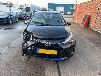 skadebil auto Toyota Yaris  2017/12