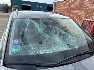 Volkswagen T-Roc  picture 7