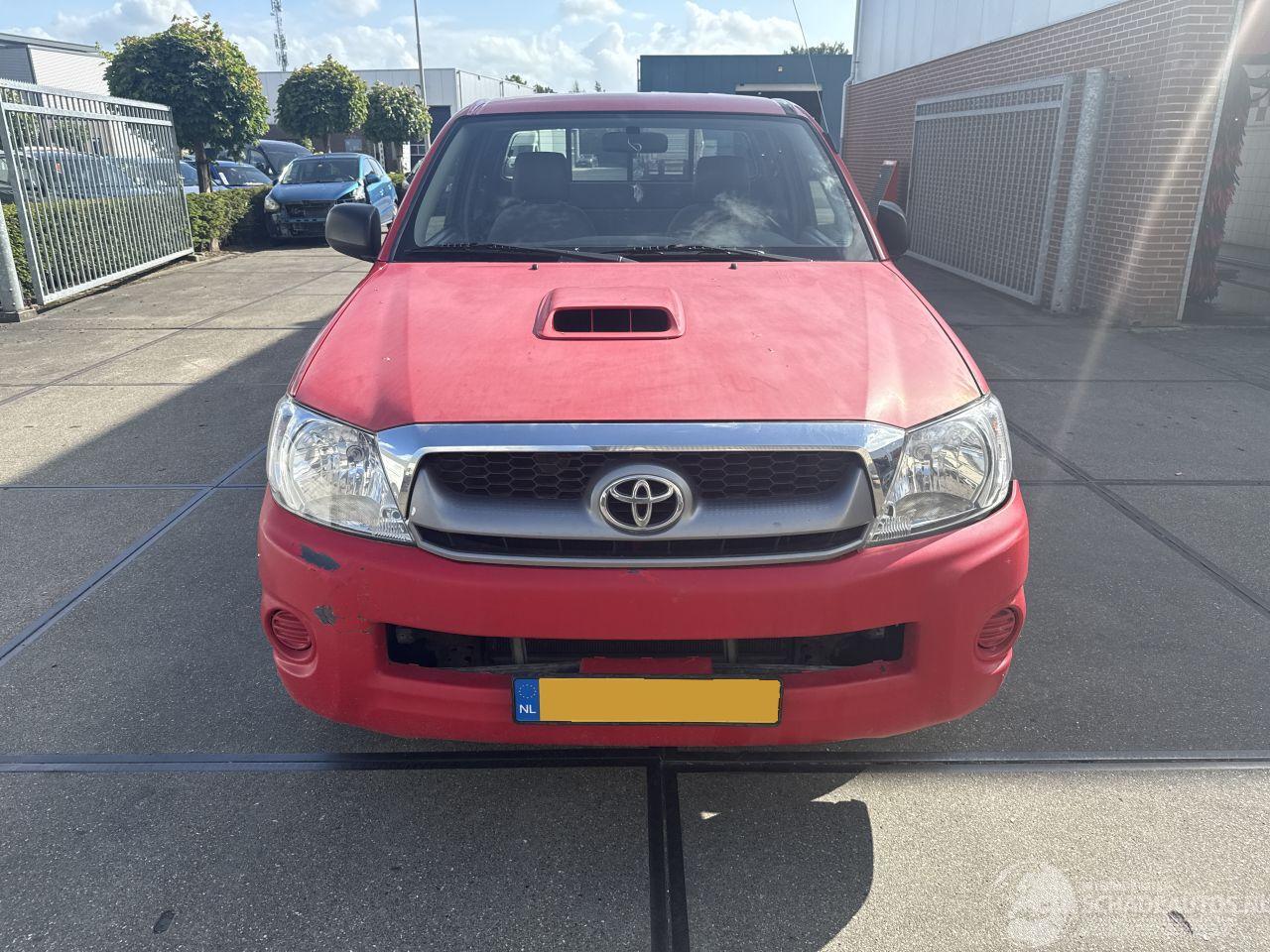 Toyota Hilux 