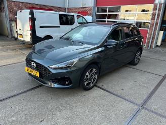 Vrakbiler auto Hyundai I-30 i30 Wagon (PDEF), Combi, 2017 1.0 T-GDI 12V 2024/12