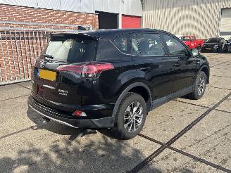 Toyota Rav-4  picture 4
