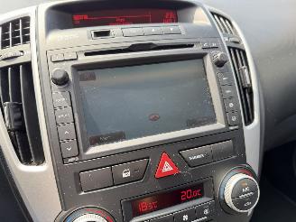 Kia Ceed SW 1.4 CVVT Navigator Plus picture 25