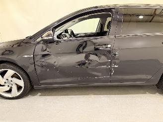 Volkswagen Golf HB 1.6 TDI Trendline Plus Navi picture 15